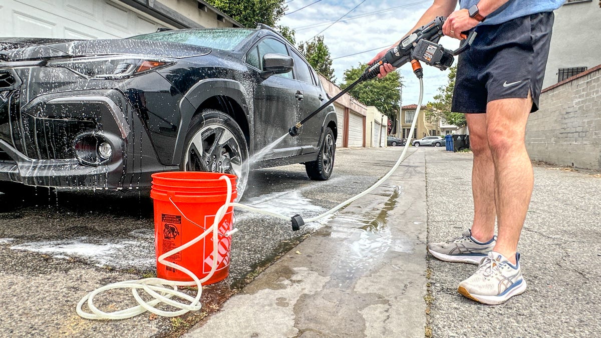 5 Best Cordless Pressure Washers 2025 for Cars & BBQs: Lightweight, Portable & No Harsh Chemicals